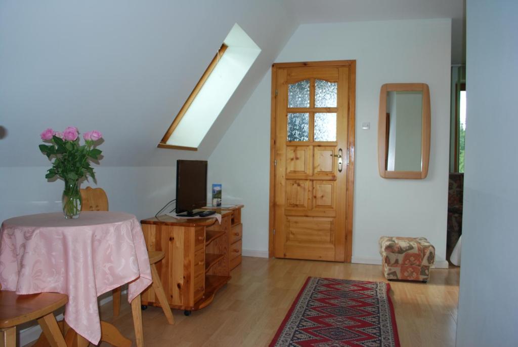 Bed & Breakfast Bialy Dworek 3*